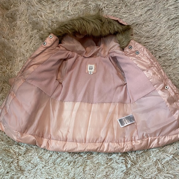 Baby Gap Quilted Puffer Coat - Picture 3 of 3